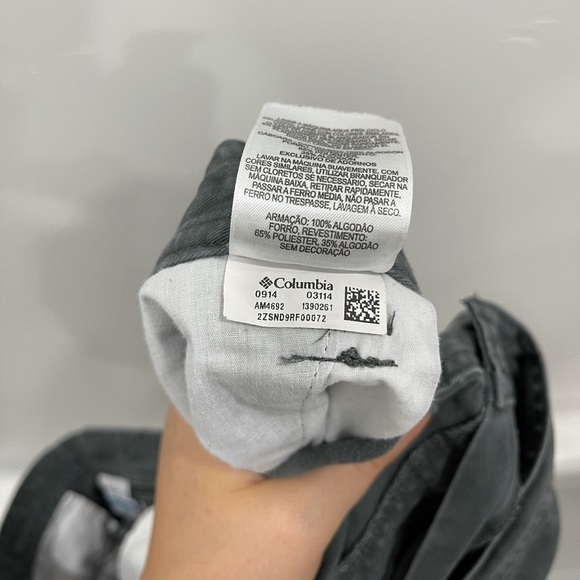 Columbia Roc II Shorts Grey Cargo 44w 10L Camping - Picture 7 of 8